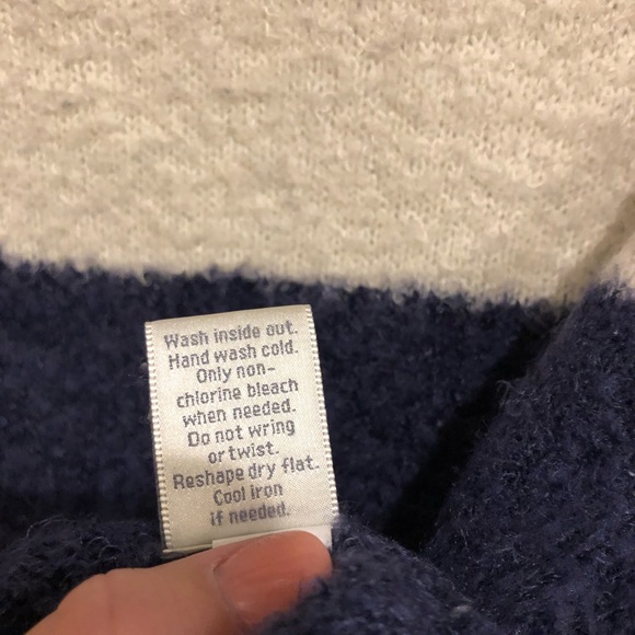 LC Lauren Conrad Navy/Cream Sweater - Picture 8 of 8